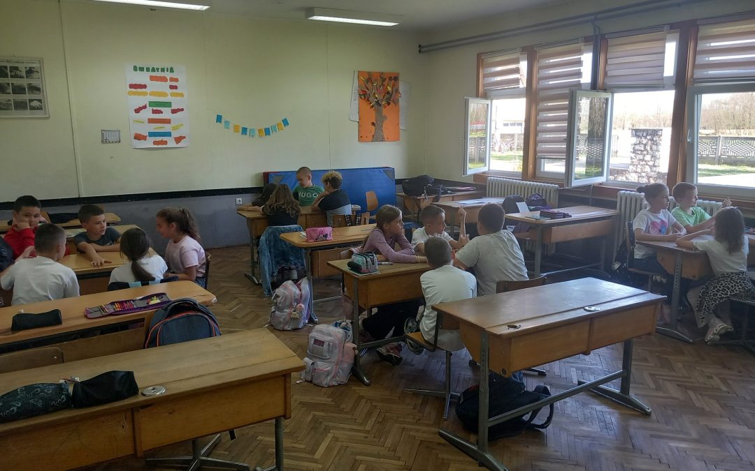 Учитељица Драгана Цвјетковић је са  ученицима 4. разреда одржала је радионицу о ненасилној комуникацији.